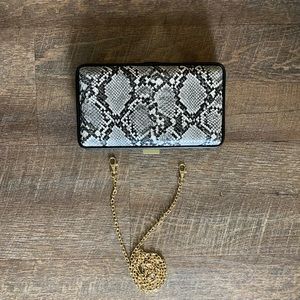 FRANCESCA’s | Snake print Clutch w/ optional strap